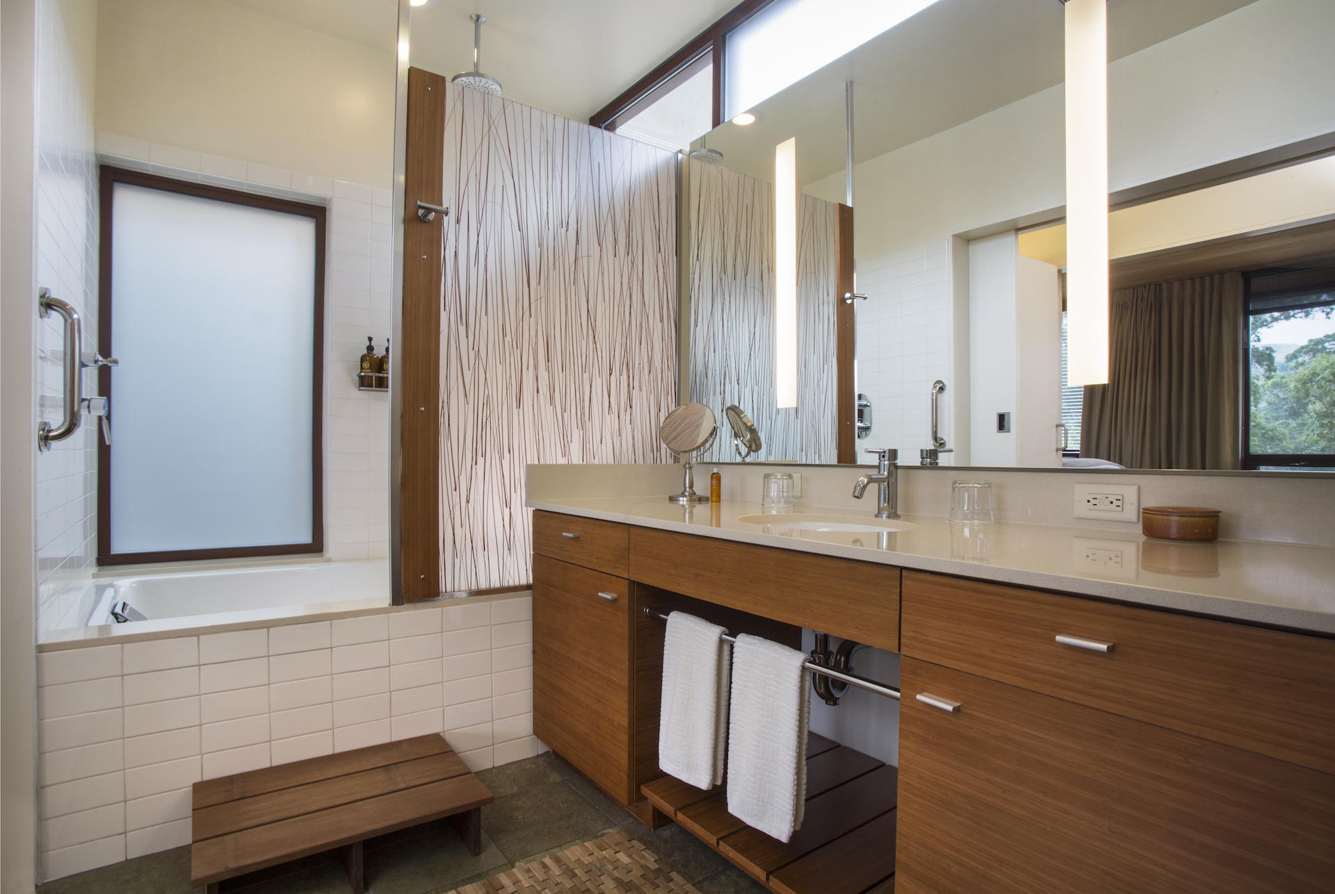 Bathroom Contemporary Deluxe King